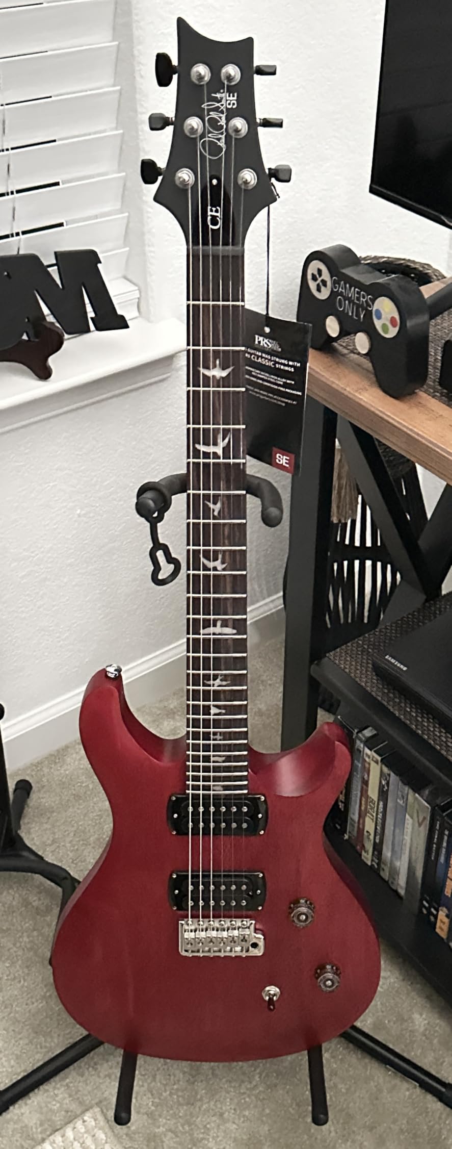 PRS SE CE24 Electric Guitar, Charcoal Burst with Gigbag customer photo 2