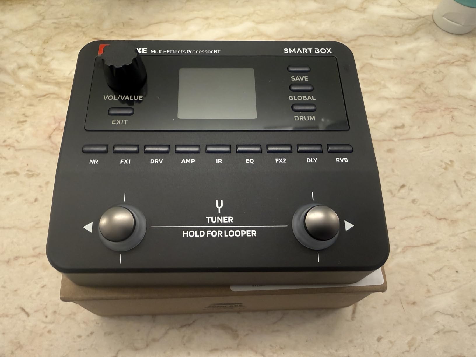 SONICAKE QME-20 Smart Box - Multi Effects Pedal for Guitar 130+ Effects customer photo 1