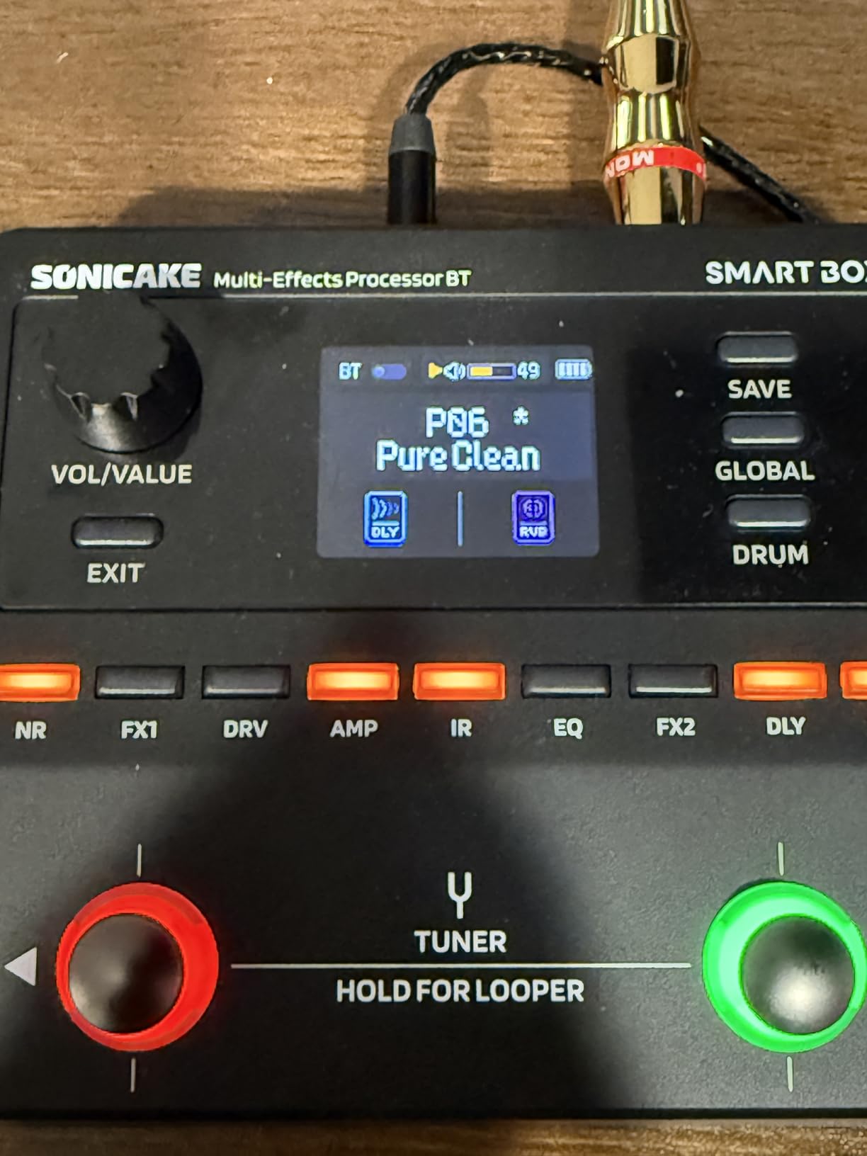 SONICAKE QME-20 Smart Box - Multi Effects Pedal for Guitar 130+ Effects customer photo 2