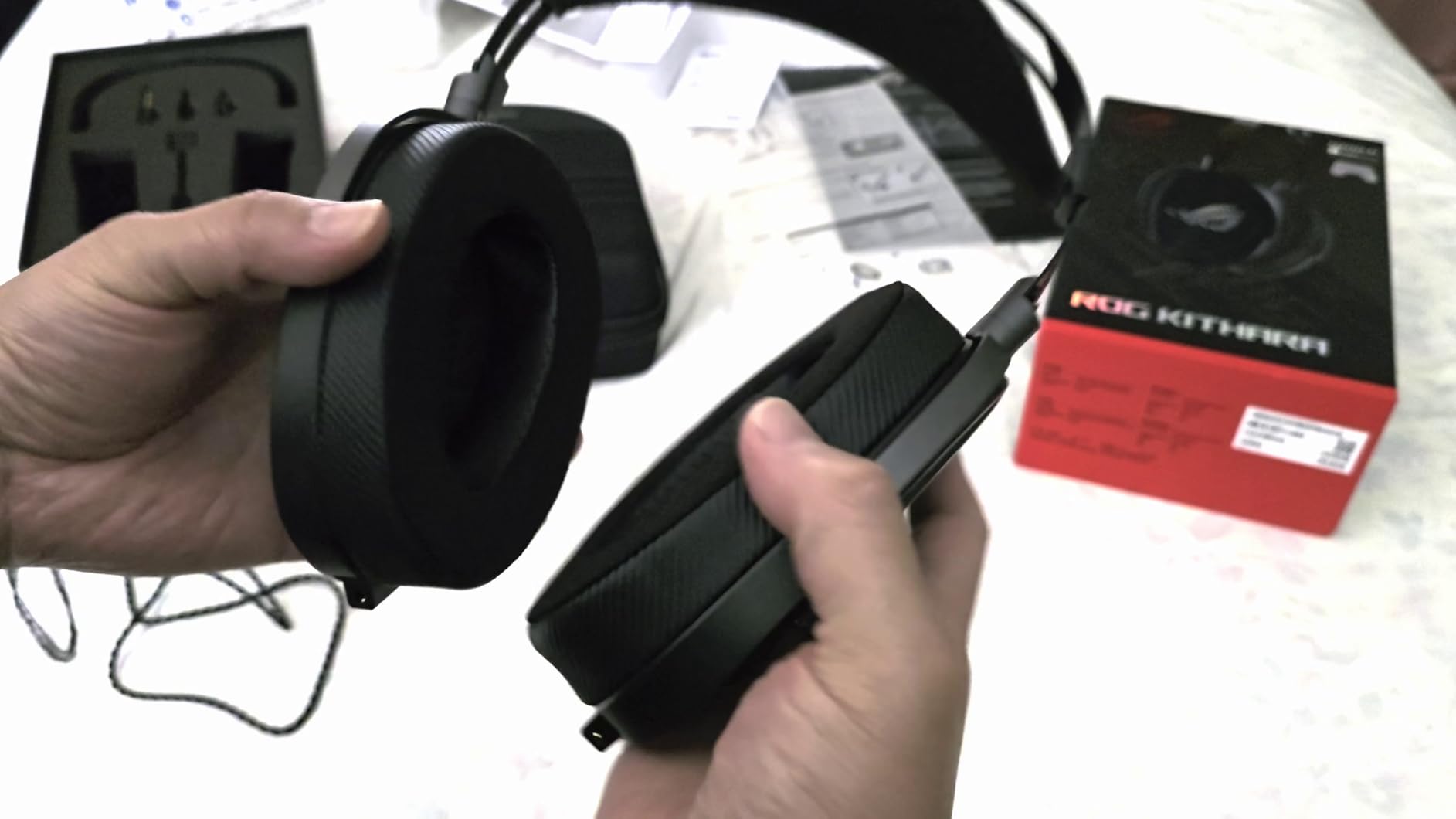 ASUS ROG Kithara Gaming/Audiophile Open-Back Wired Headphones with Mic – ROG-Tuned HIFIMAN Planar Magnetic Drivers, Adjustable Headband, Extra Ear Pads, Compatible with DACs, Amps, PC, Console, Mobile customer photo 1