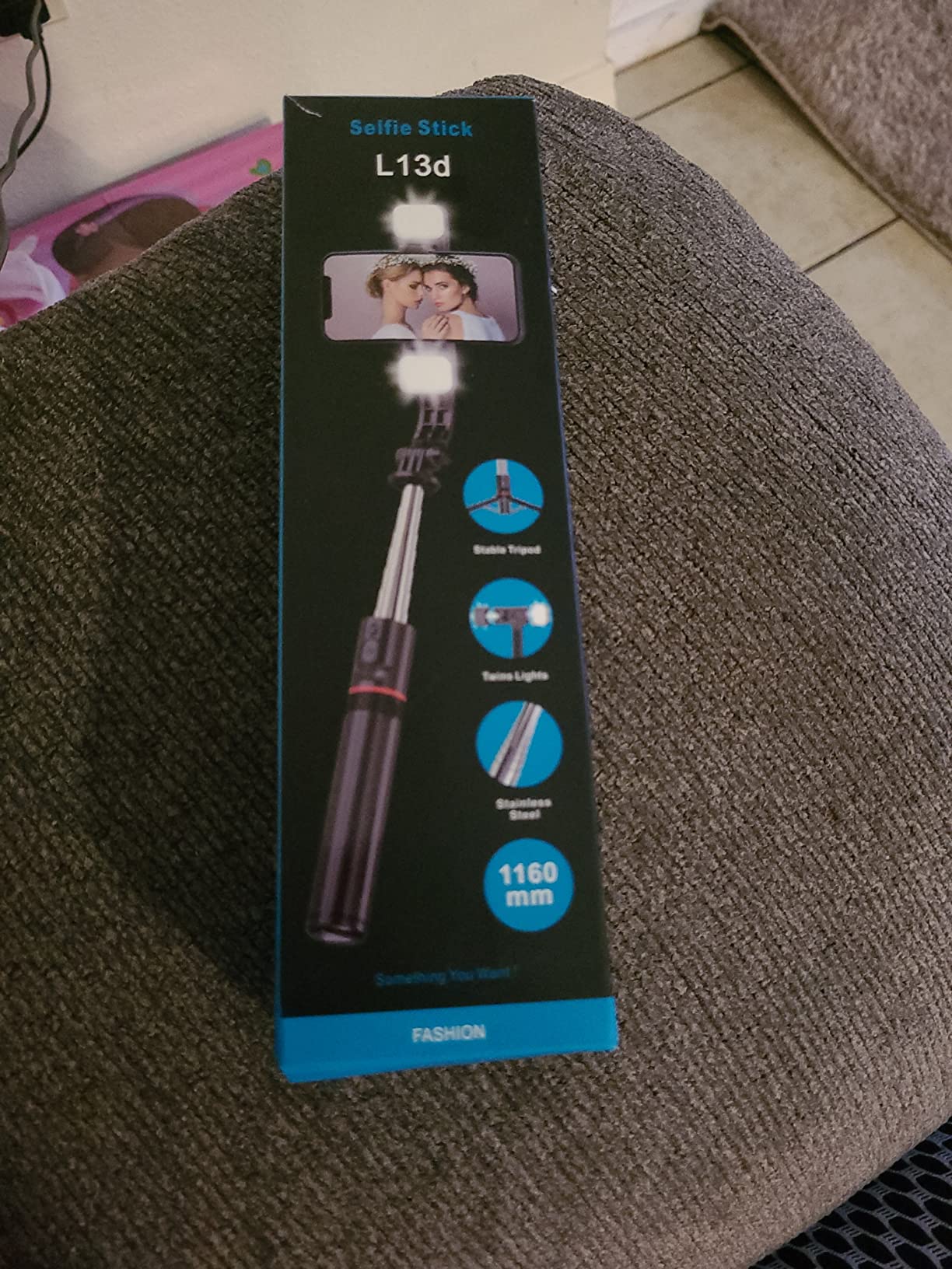 67’’ Selfie Stick Tripod with Light, Basic Phone Stand for iPhone & Samsung, All-in-One Extendable Tripod with Remote, 360° Rotation Handle, Portable Travel Vlog Kit for Video Recording Live Streaming customer photo 2