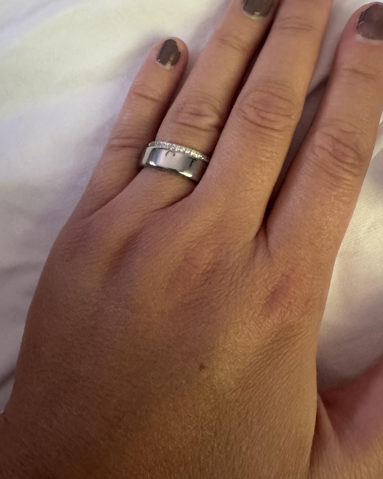 Oura Ring 5 Smart Wearable - Silver - Size 8 - Fitness & Sleep Tracker customer photo 2
