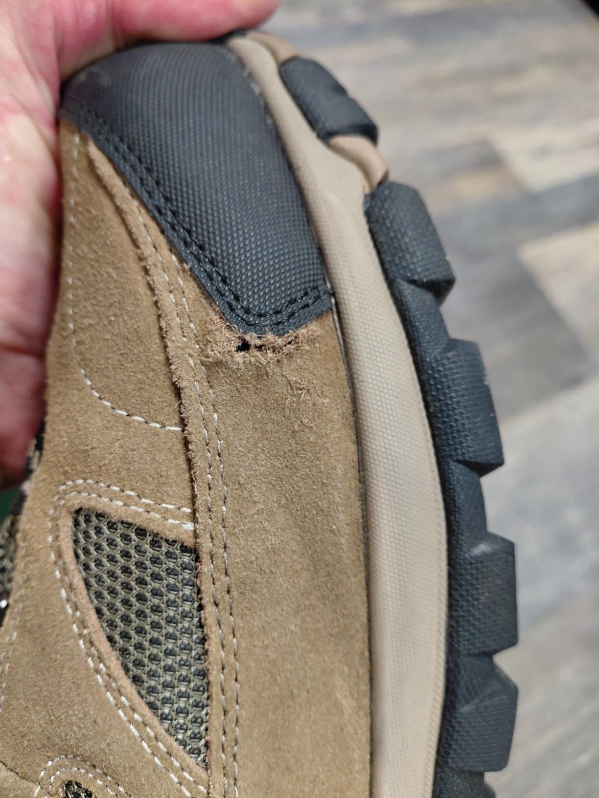 HI-TEC Yosemite WP Mid Waterproof Hiking Boots for Men, Lightweight Breathable Outdoor Trekking Shoes customer photo 1