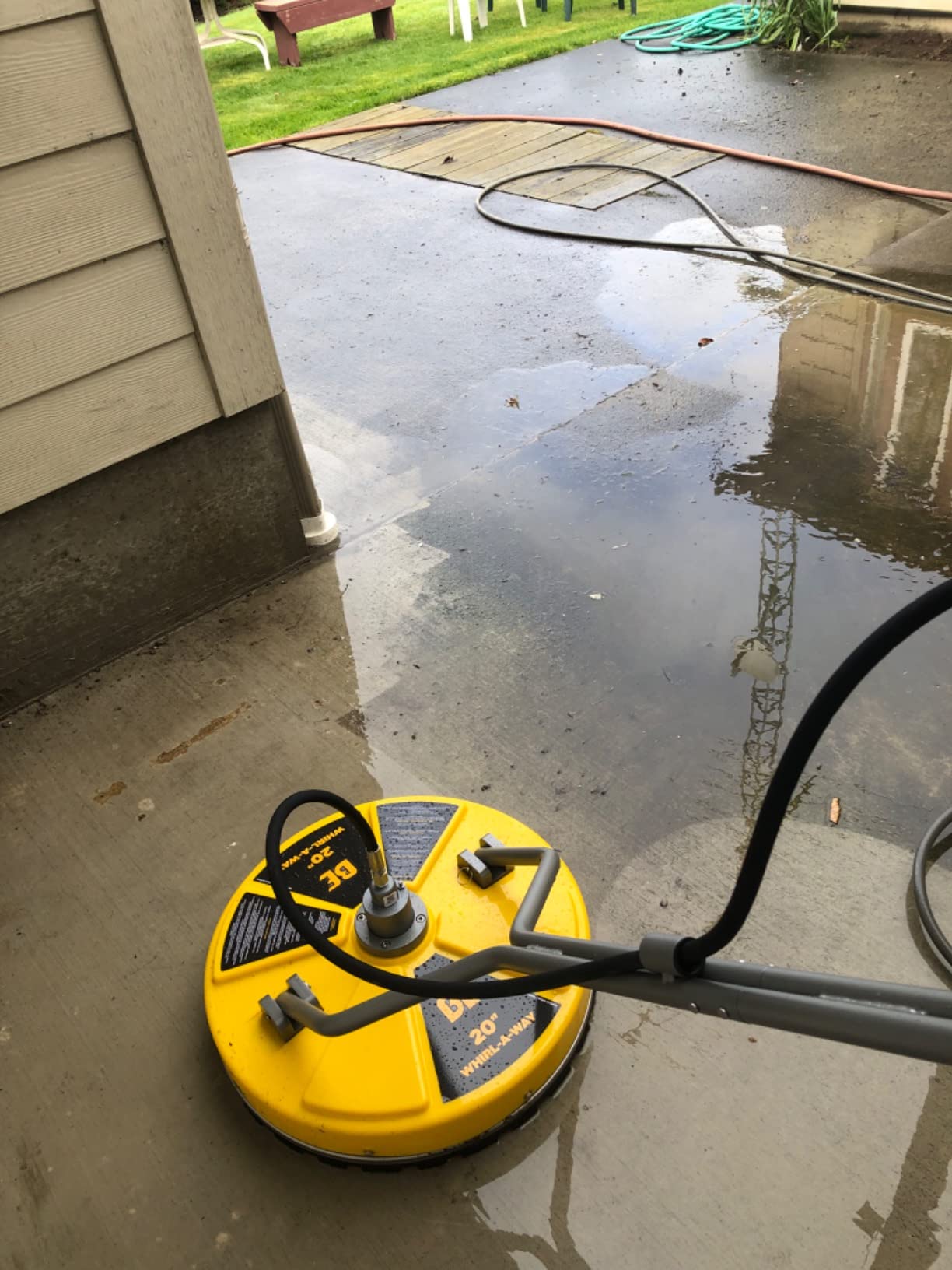 BE Pressure 4000 PSI Whirl-A-Way Surface Cleaner Size: 20