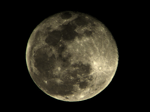 Celestron PowerSeeker 70EQ Refractor Telescope for Family Stargazing customer photo 2