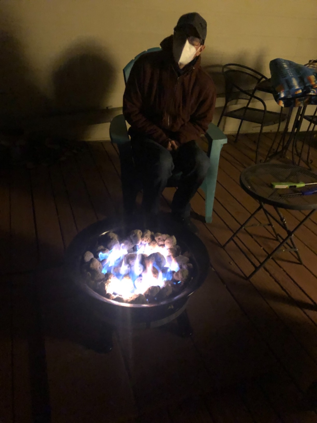 Outland Living Firebowl Smokeless Fire Pit, Round Outdoor Portable Propane Gas Fire Pit with UV and Weather Resistant Durable Cover, 24-Inch Diameter 58,000 BTU, Black, 883 Mega, For Outside Use customer photo 1