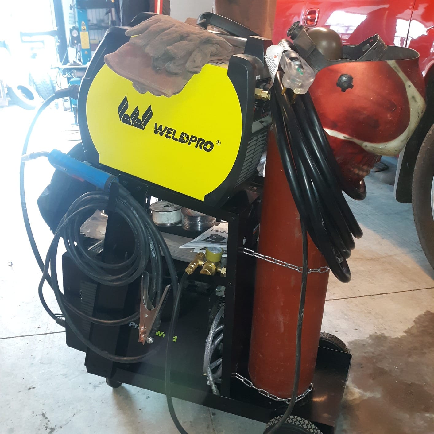 100 lb. Capacity Welding Cart HFJ14 customer photo 2