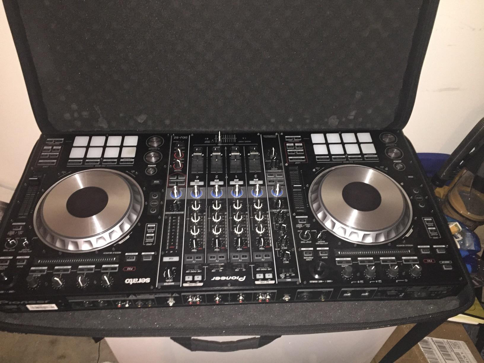 Gator Cases Lightweight Molded EVA Storage Case Fits Pioneer DDJ-SZ & Equipment up to 35