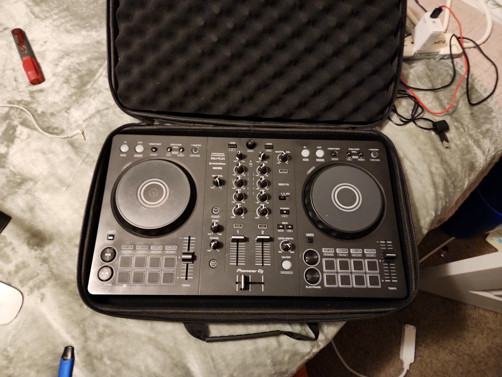 caseling Hard Case Fits Pioneer DJ DDJ-FLX4 2-Channel Controller customer photo 1