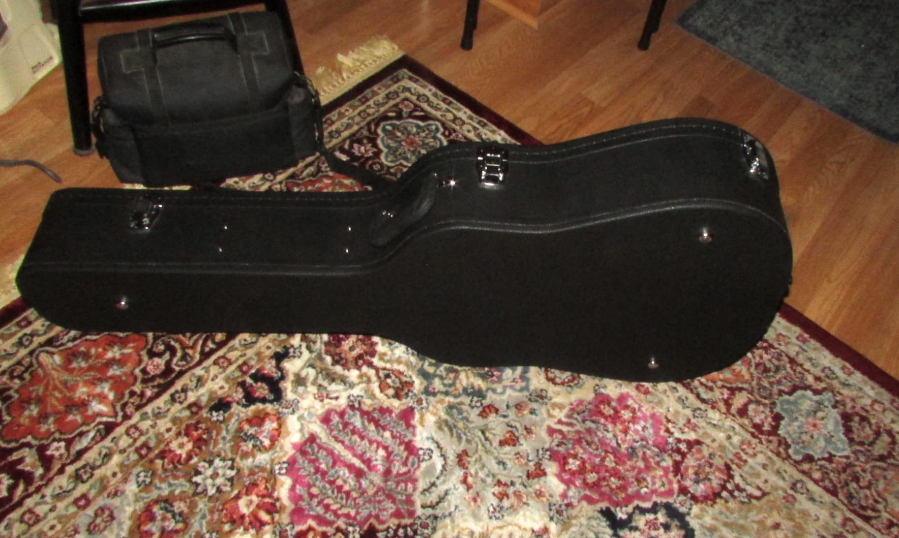AW Acoustic Guitar Case Hard Dreadnought 41 Inch Wooden Hardshell Carrying customer photo 2