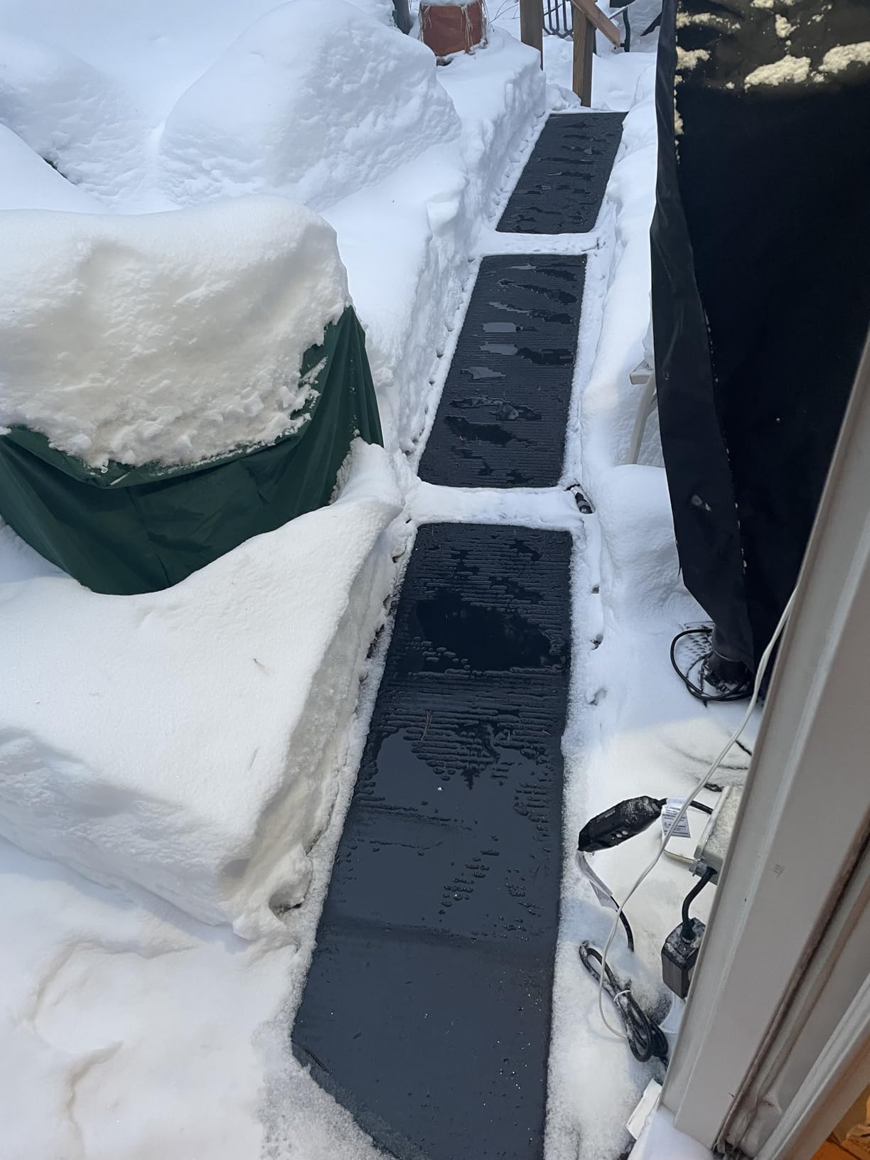 HeatTrak Heated Snow Melting Mats - Heated Outdoor Mats for Walkways - Electric Snow Melting Mats for Decks and Sidewalks - Trusted No-Slip Snow and Ice Melt Heated Sidewalk Mat (30” x 60