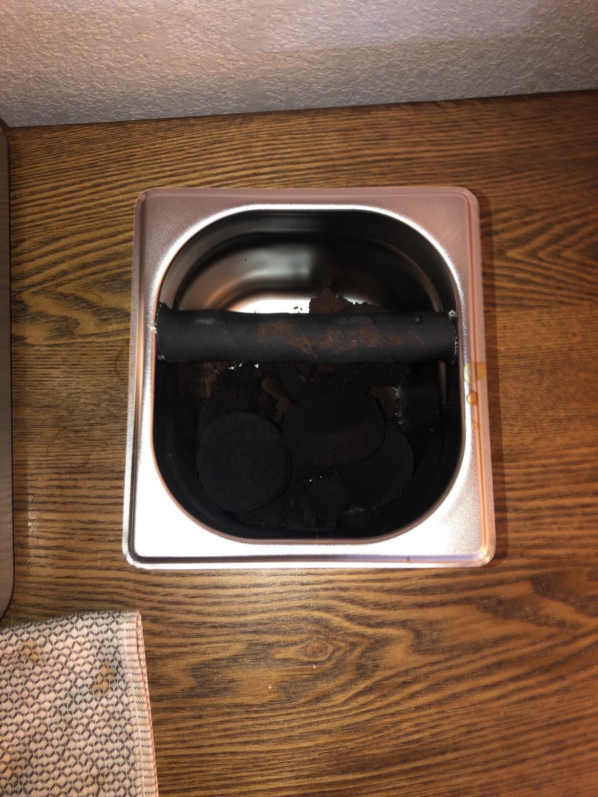 Coffee Knock Box Stainless Steel, 6.9 Inch Espresso Knock Box for Espresso Coffee Grounds, 1.5L Large Capacity Built-In Knock Box with Rubber Knock Bar for Home Barista & Coffee Bar customer photo 1