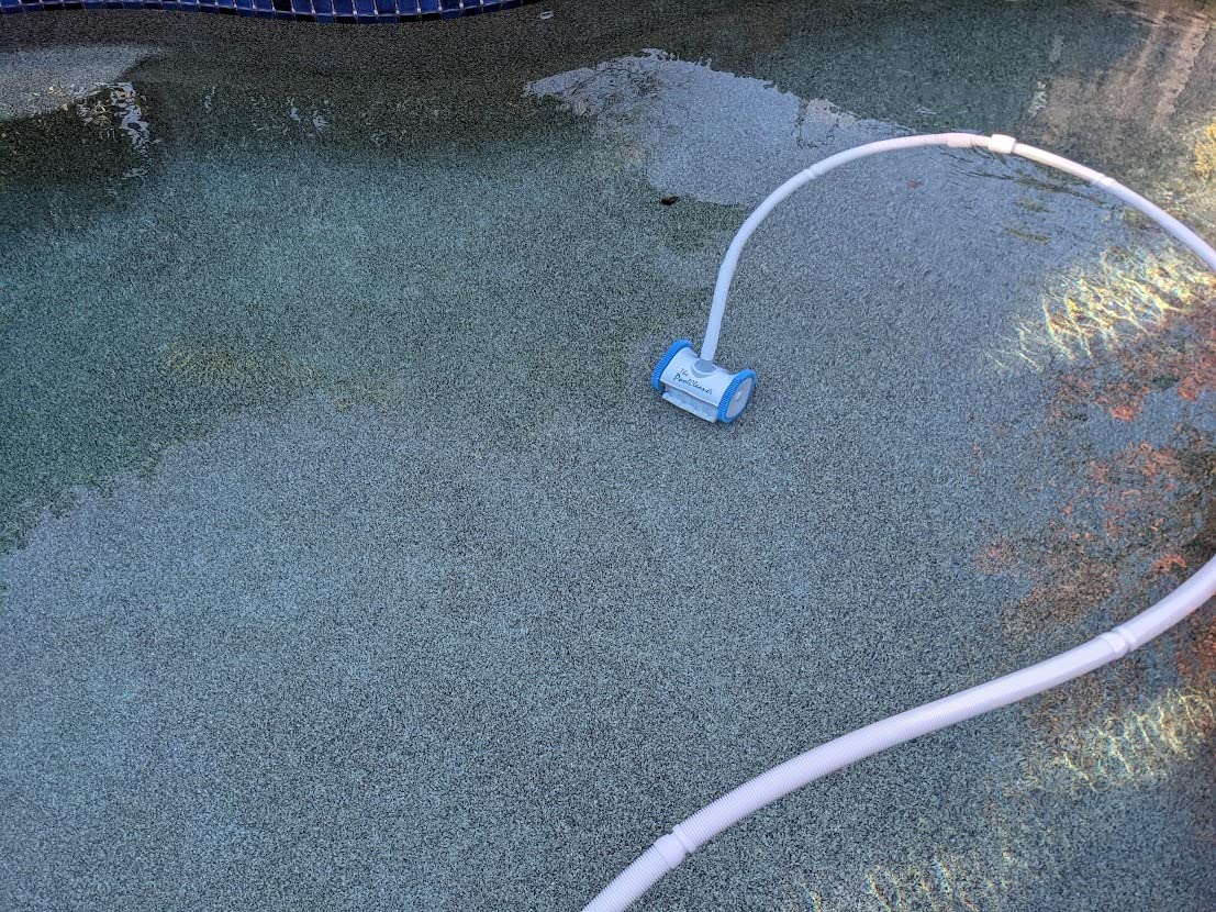 Hayward Poolvergnuegen Suction Pool Cleaner (2 Wheel) Pools up to 16 x 32ft customer photo 2