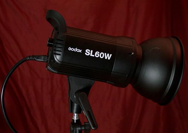 Godox SL60W Kit with Soft Box Softbox (Special Design for SL-60W) 5600K Studio Continuous LED Video Light Lamp 5600K Bowens Mount for Video Recording,Wedding,Outdoor Shooting customer photo 1