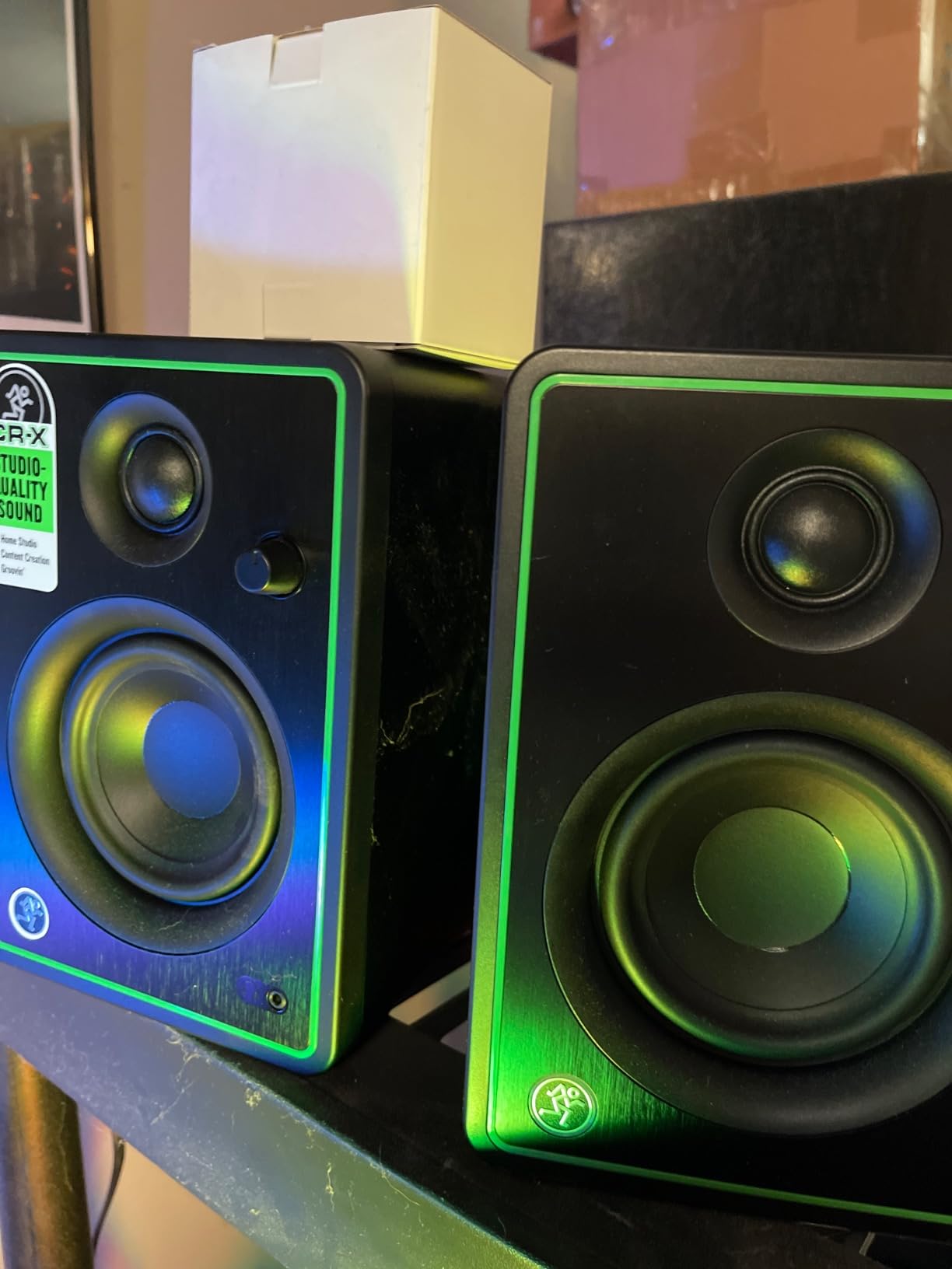 Mackie CR-X Series, 4.5-Inch Multimedia Monitors with Professional Studio-Quality Sound - Pair (CR4-X) customer photo 1