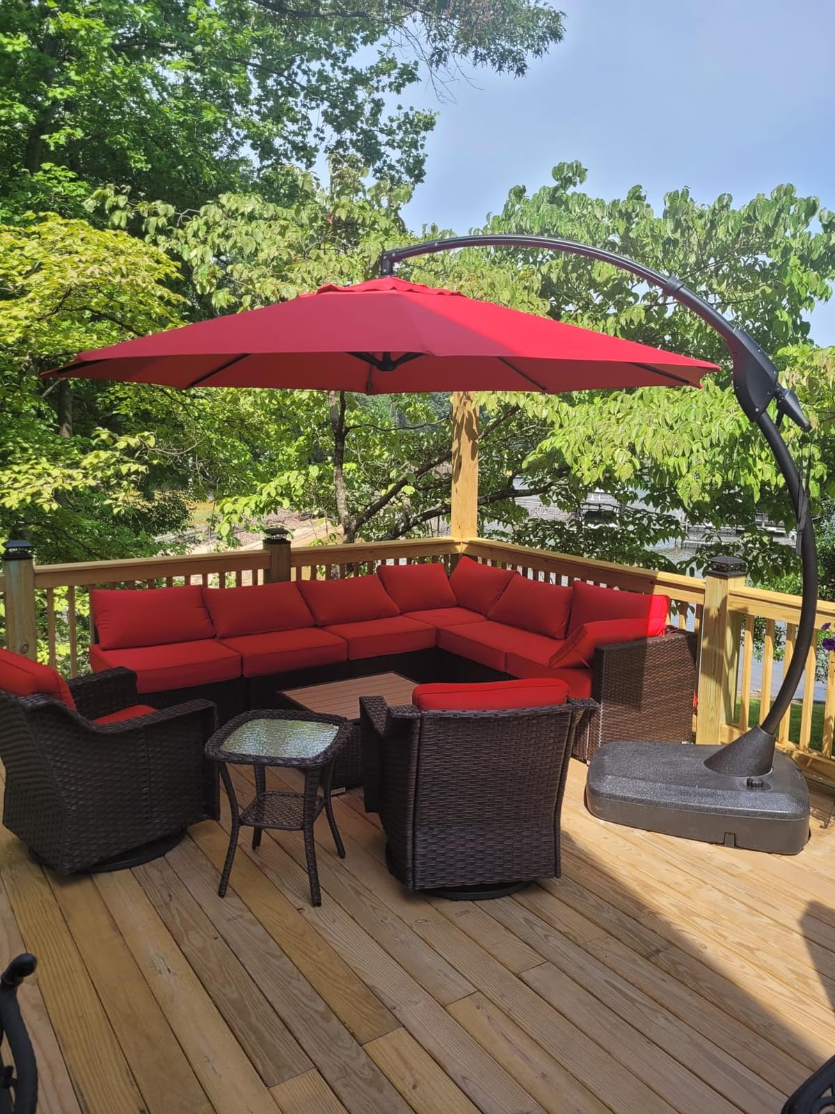 Grand patio 11FT Cantilever Round Umbrella with Base, Champagne customer photo 1