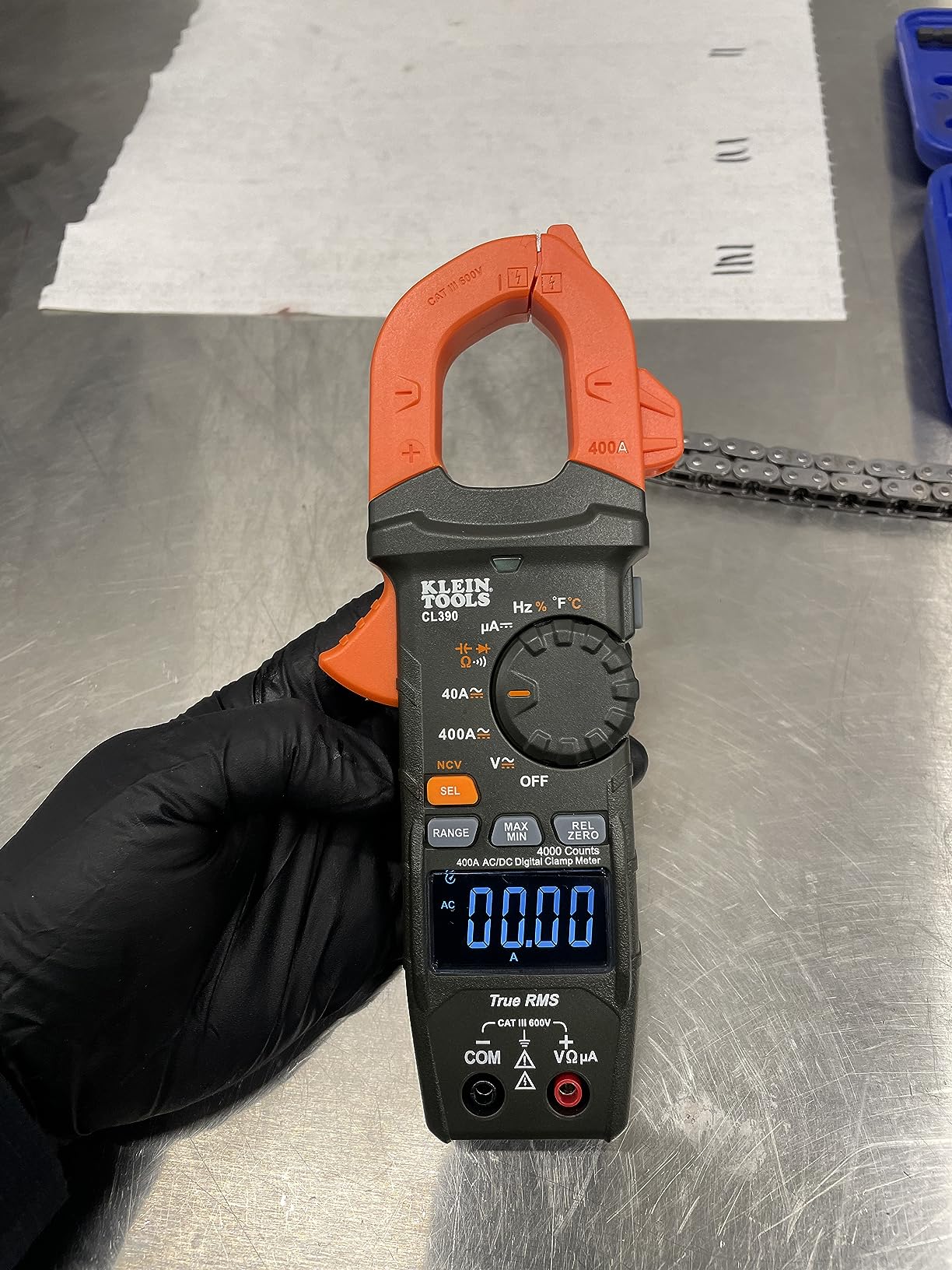 Klein Tools CL390 AC/DC Digital Clamp Meter, Auto-Ranging, 400 Amp customer photo 2