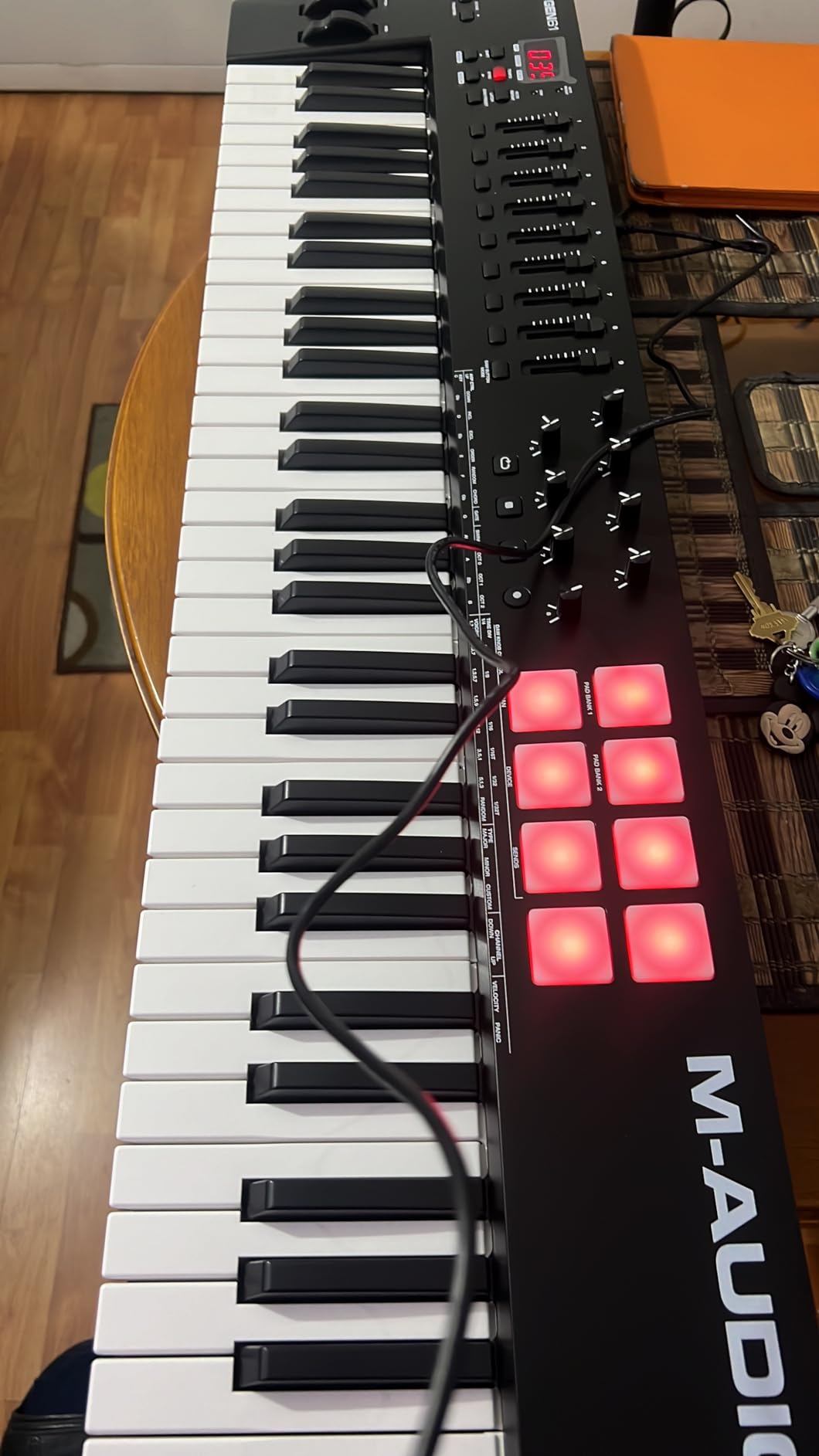M-AUDIO Oxygen 61 MKV USB MIDI Keyboard Controller customer photo 2