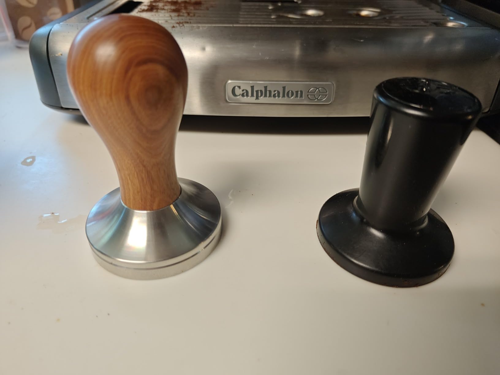 Coffee Tamper Espresso Press with Tamper Mat 304 Stainless Steel Flat Base Wooden Handle for Coffee Grounds Barista Espresso Machines Accessory (58MM) customer photo 2