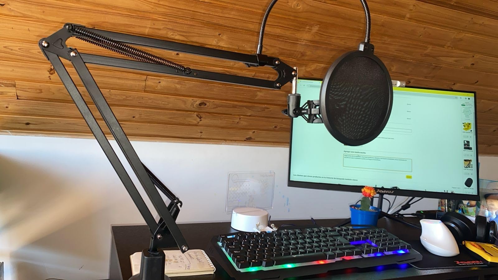 Heavy Duty Adjustable Boom Arm Microphone Stand customer photo 1