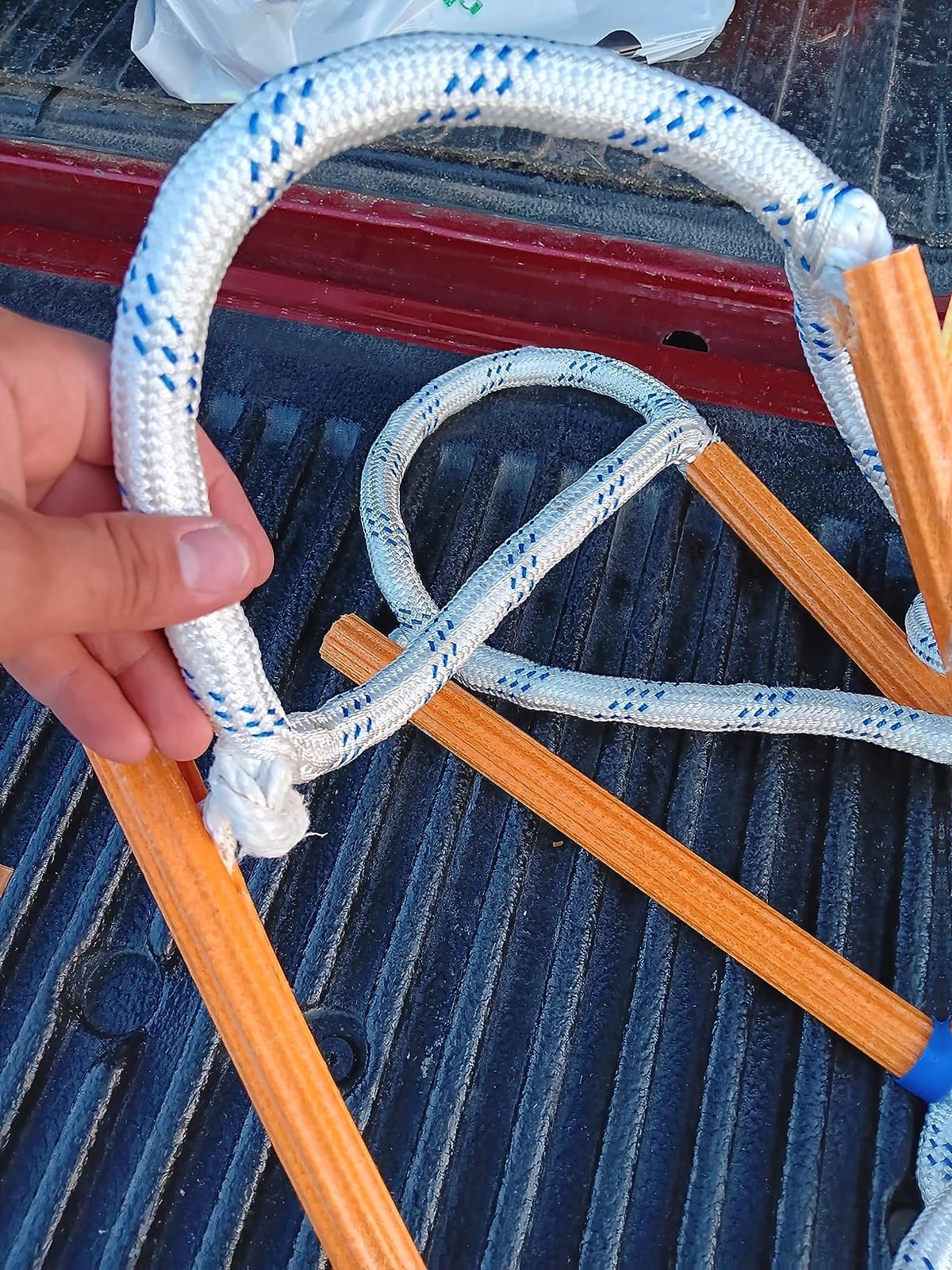 Emergency Fire Escape Ladder Flame Resistant Safety Extension Rope with 2 Hooks, 2-5 Story Homes Reusable Portable Rope Ladder Fire Escape for Window Telescope Ladder for Kids 16FT customer photo 1