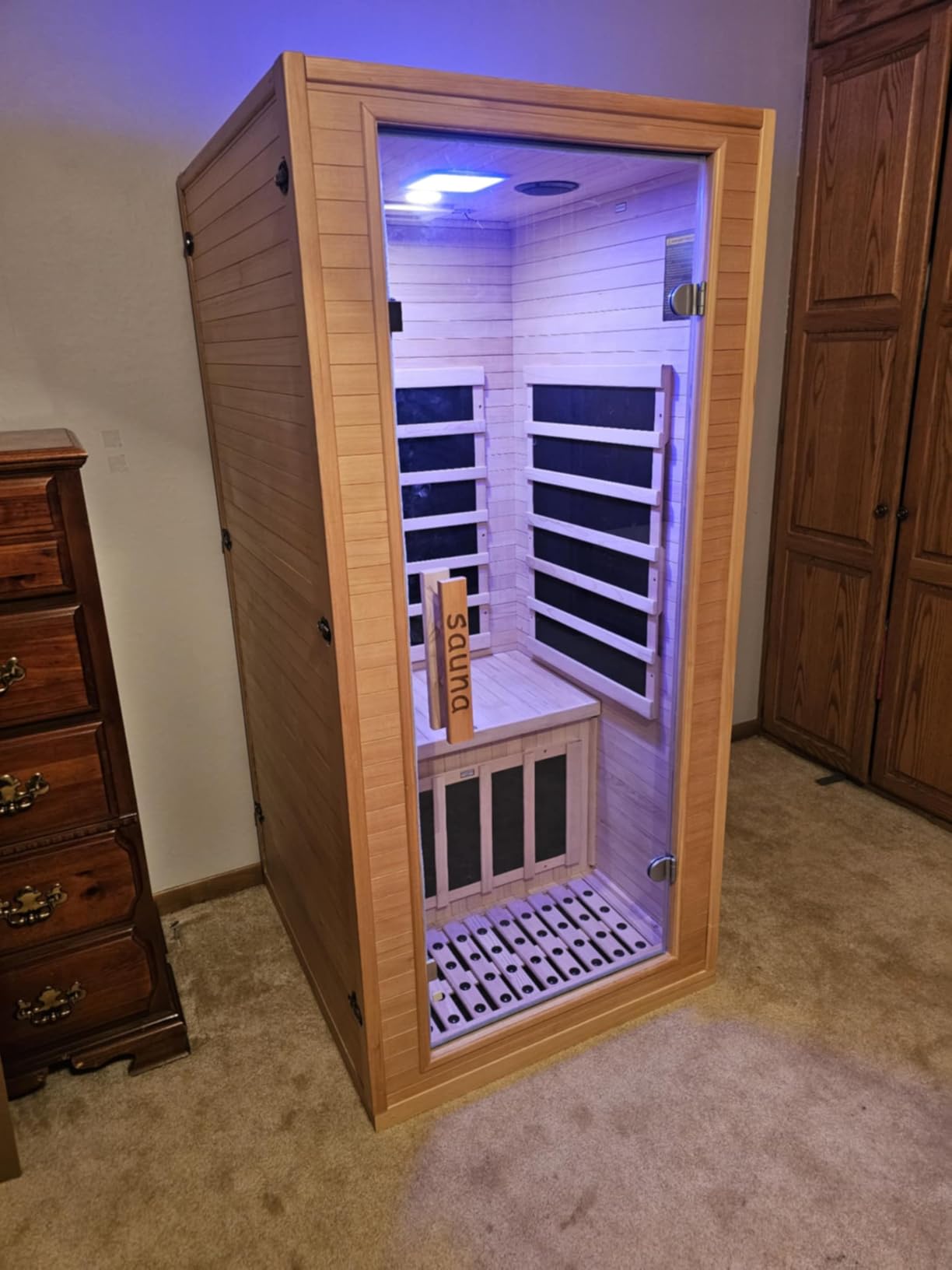 Homsido Infrared Home Sauna Room 1 Person Hemlock Wooden Indoor Dry Sauna,Low EMF 1200W/110V Heaters Panels,LCD Control Panel,10 Minutes Pre-Warm up,Time and Temp Pre-Set,1-Year Aftersale customer photo 1