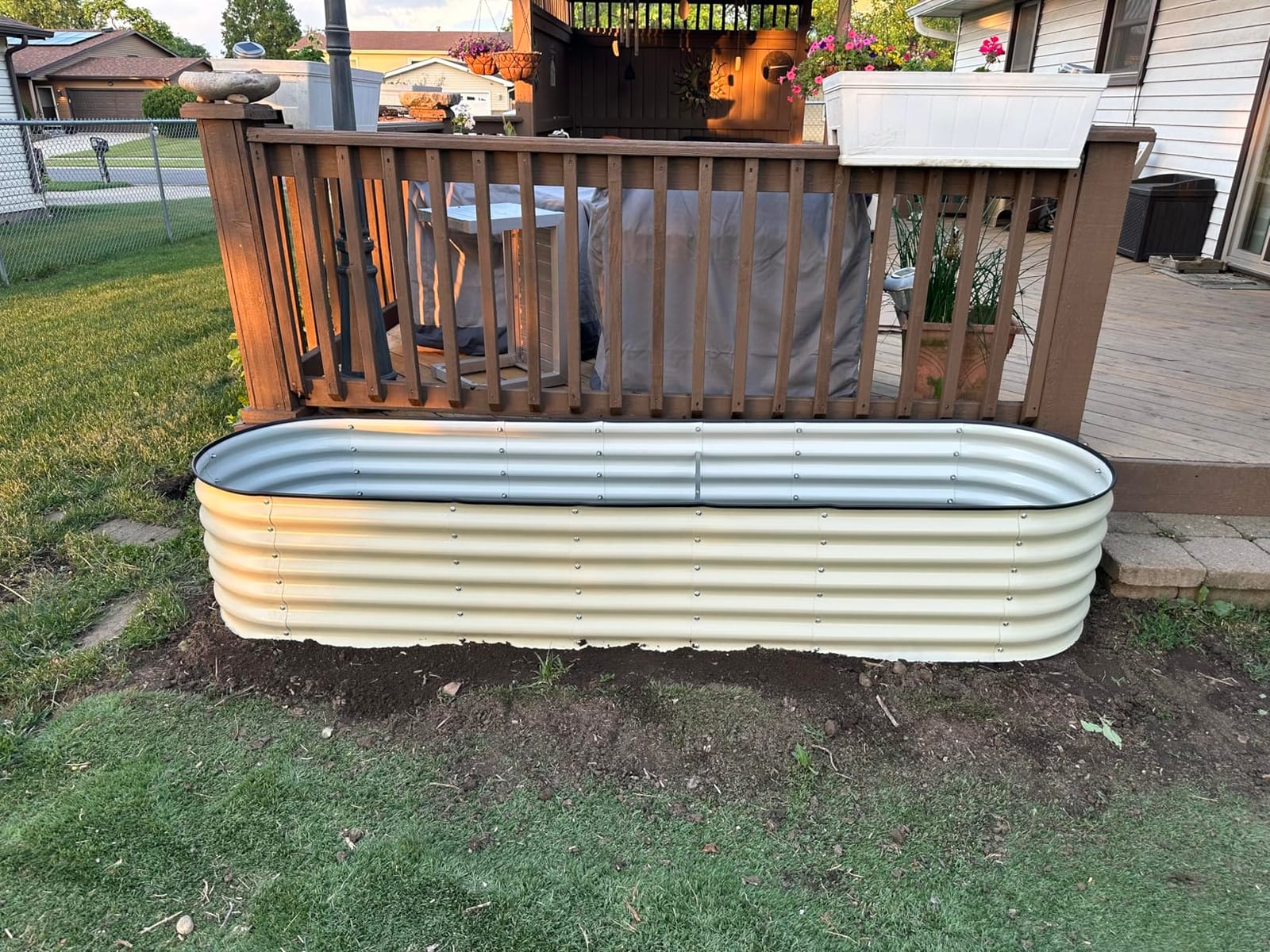 Kesfitt Raised Garden Bed, 6x3x1 FT Galvanized Steel Metal Raised Garden Bed, Oval Open-Bottom Design, 12-Inch Deep for Outdoor Vegetable & Herb Gardening, Silver customer photo 2