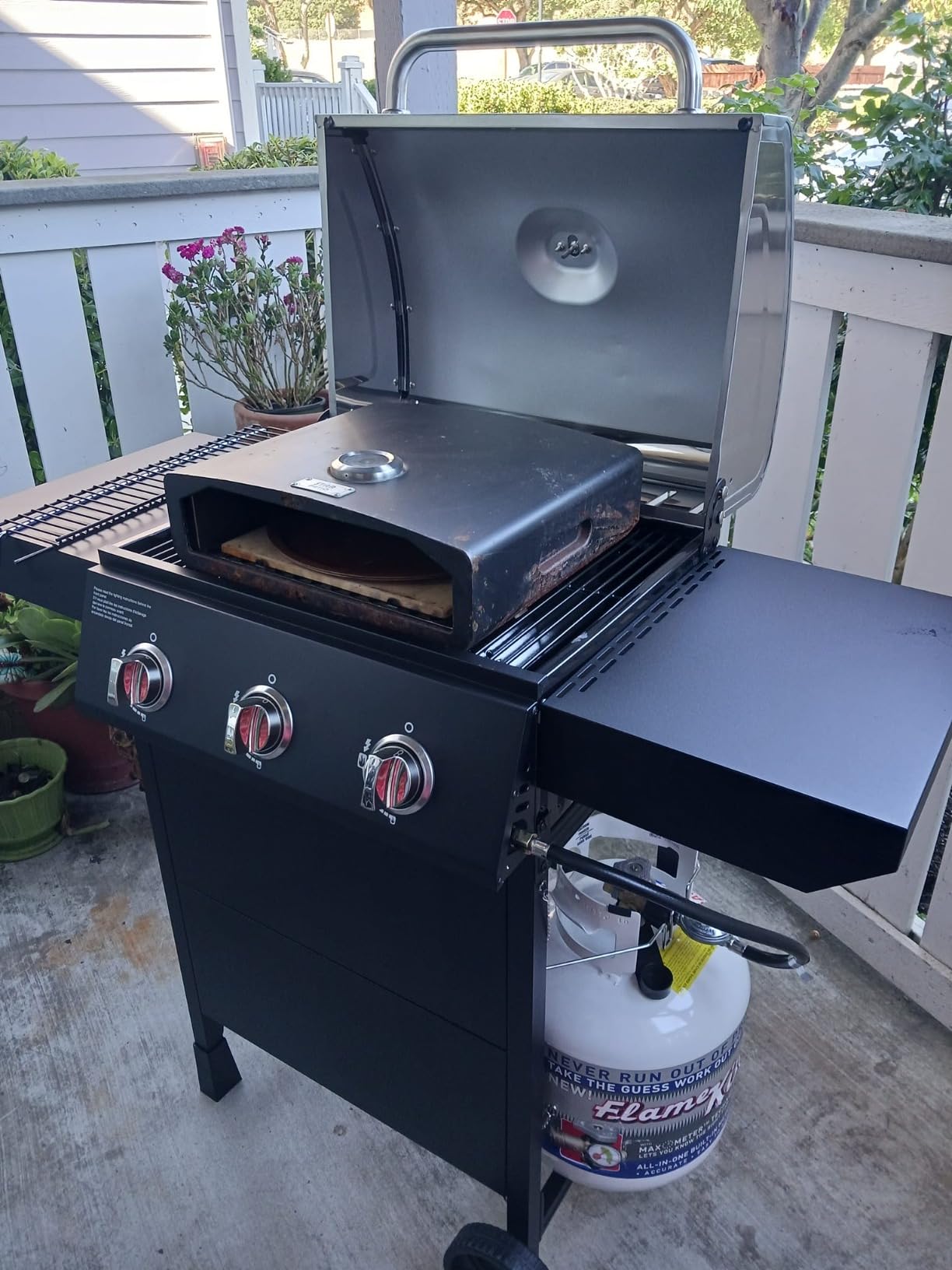 Nexgrill Propane 3 Burner Gas Grill, Side Tables with Stainless Steel Lid customer photo 1