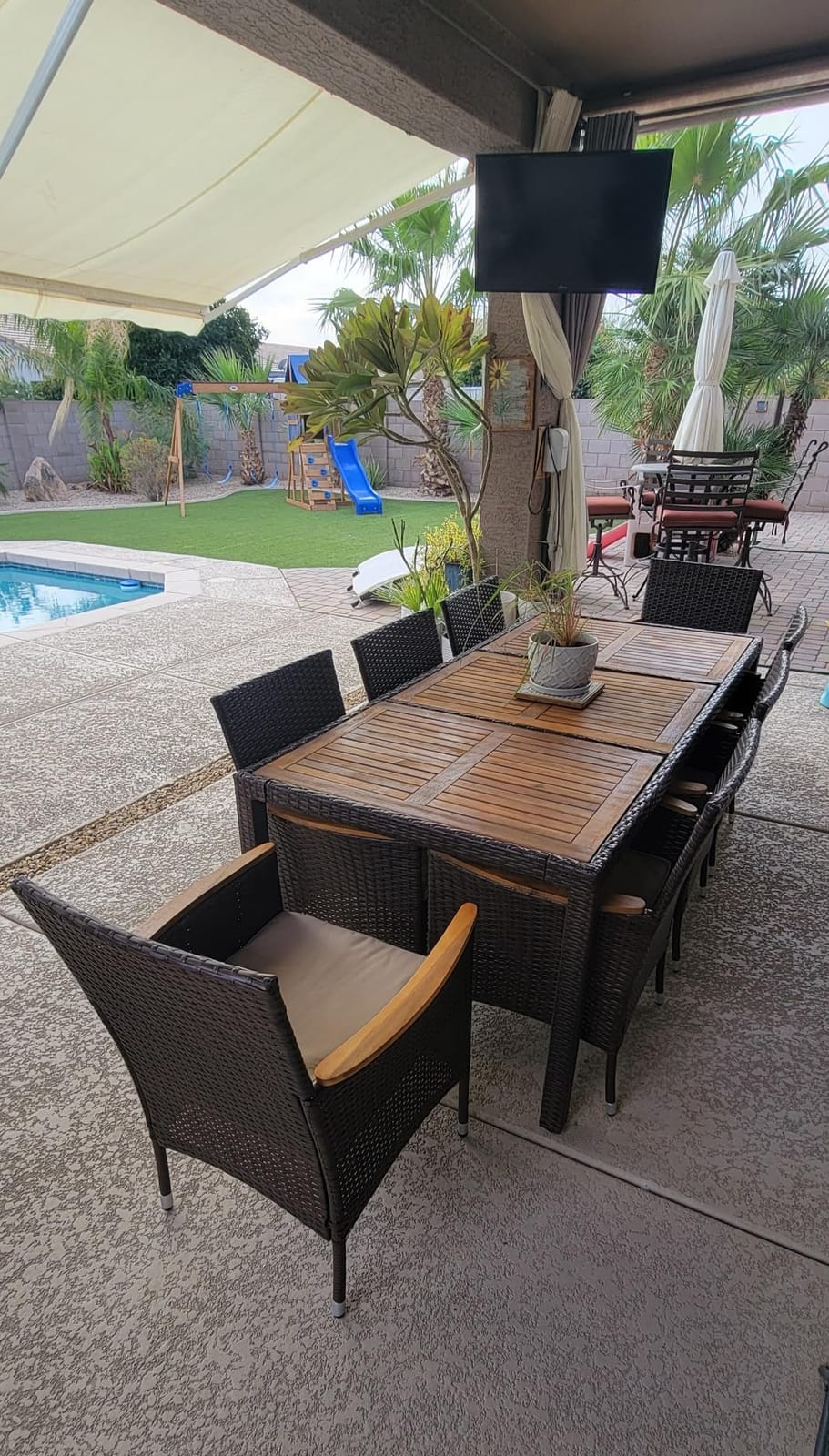 Flamaker Patio Dining Set for 6 Outdoor Acacia Wood Table and Chairs, Black customer photo 2