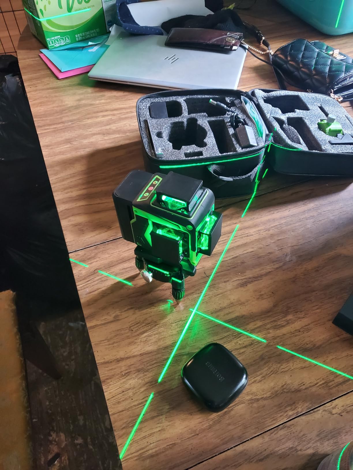 16 Line Laser Level 360 Self Leveling,4D 4x360° Green lazer Leveler Tool customer photo 2
