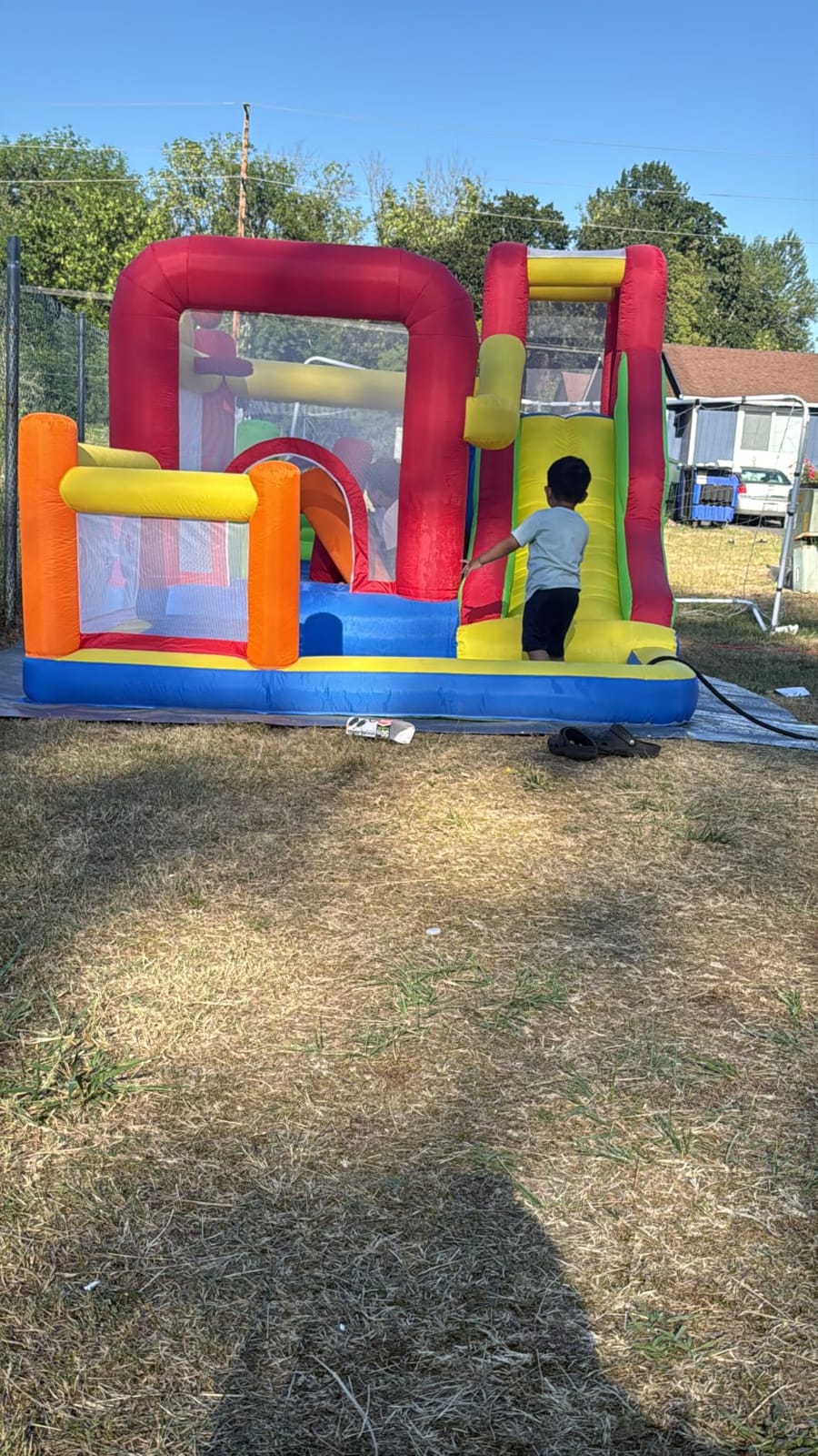 Hongcoral Bounce House, Inflatable Bounce Castle with Blower for Kids, Blow Up Jumping Bouncer with Slide, Climbing Wall, Obstacles, Trampoline, Ball Pit Pool for Indoor Outdoor customer photo 2