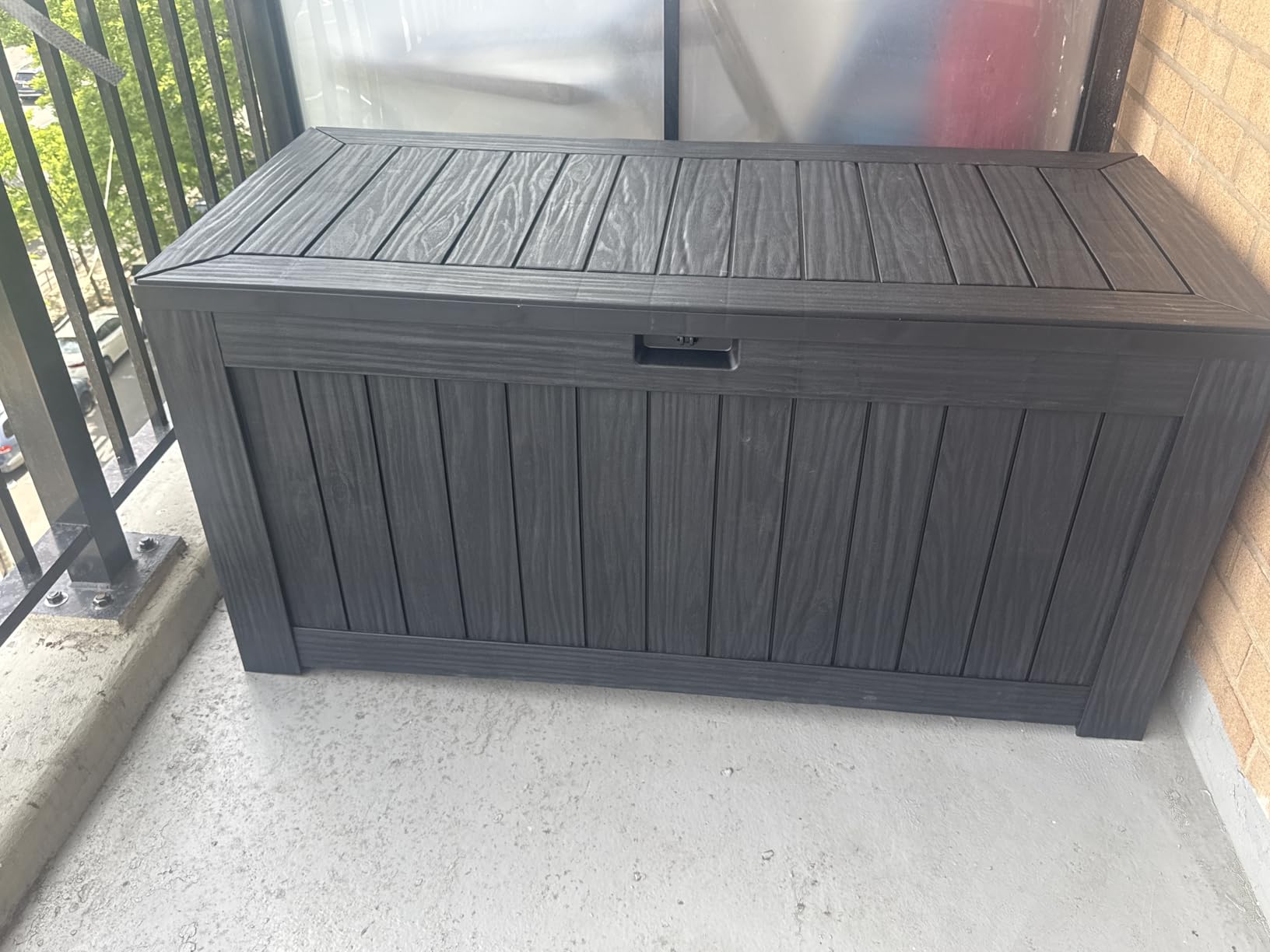 Devoko 100 Gallon Deck Box Waterproof Outdoor Storage Box with Cushion customer photo 2