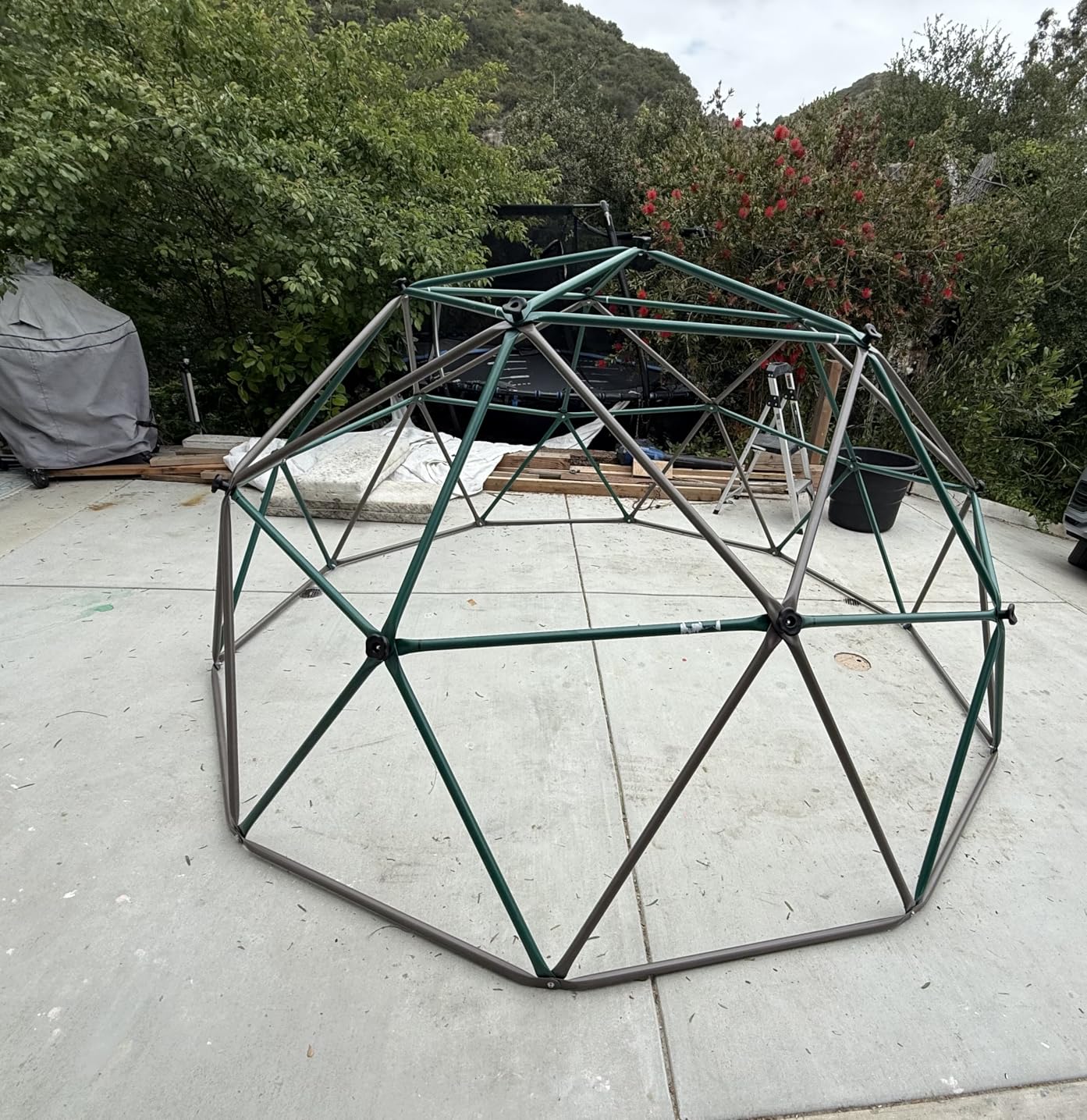 Hapfan 10 ft Climbing Dome Swing Set with Saucer Swing for Kids 3-12 customer photo 1