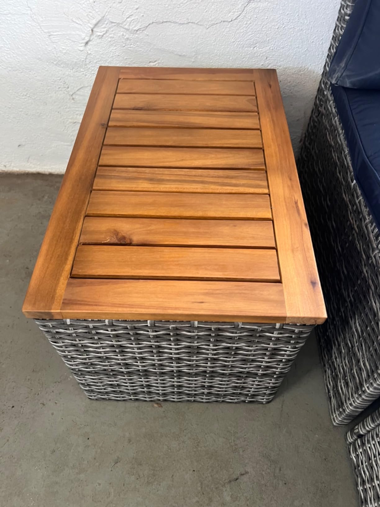 Flamaker Outdoor Rattan Daybed with 2 Side Tables, Wicker Patio Sofa customer photo 1