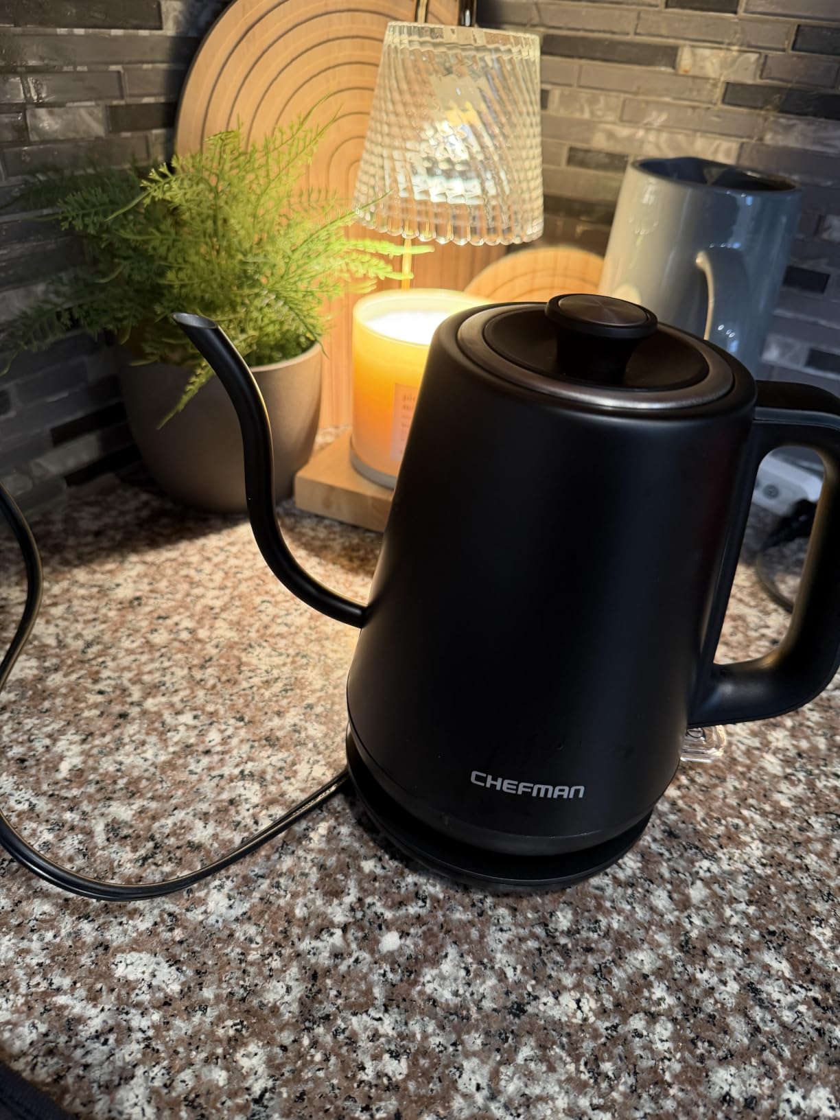 Chefman Gooseneck Electric Kettle, 0.8L Pour Over Tea Kettle for Coffee and Tea, One-Touch Operation, Boil-Dry Protection, Auto Shut-Off, Ultra-Fast Hot Water Boiler – Black customer photo 2