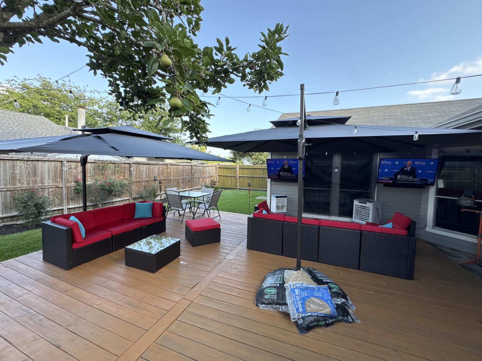 Deconk 9' X 12' Patio Umbrella with LED Lights Outdoor Cantilever Umbrellas customer photo 1