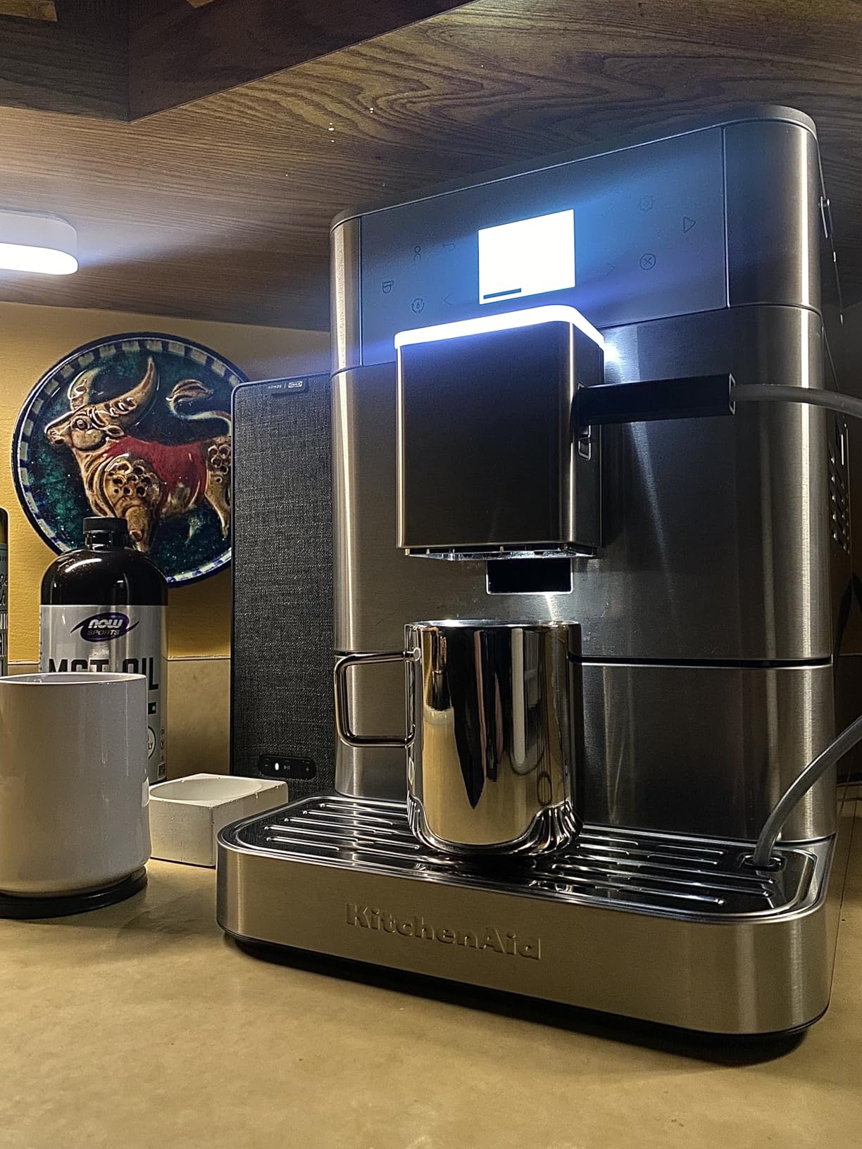 KitchenAid Fully Automatic Espresso Machine KF6, KES8556PL, Porcelain White customer photo 2