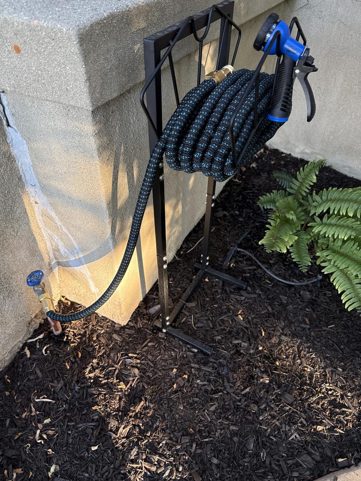 Flexi Hose Expandable Garden Hose with 8 Function Nozzle, 50FT - Lightweight Retractable Garden Hose, Water Hose - No-Kink Flexibility, 3/4 Inch Solid Brass Fittings and Double Latex Core customer photo 2