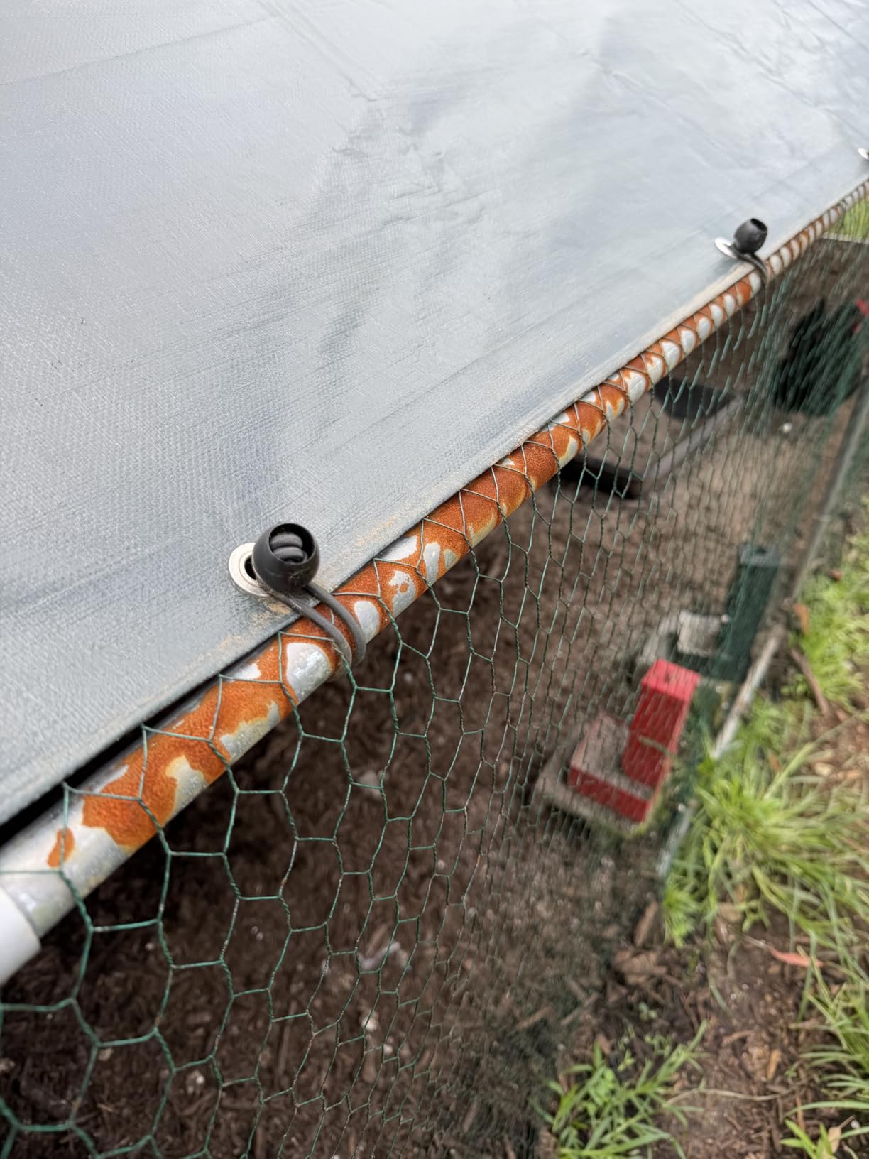 VEVOR Large Metal Chicken Coop, 9 x 25 x 6.6 ft, Walk-in Chicken Run House with Waterproof Cover & Sturdy Frame, Dome Roof Poultry Cage Duck Pen for Rabbit Hen Goose Outdoor Backyard Farm Use customer photo 1