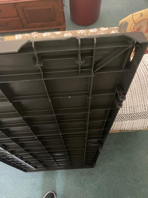 Flamaker Resin Deck Box 100 Gallon Large Outdoor Storage Box Waterproof customer photo 1