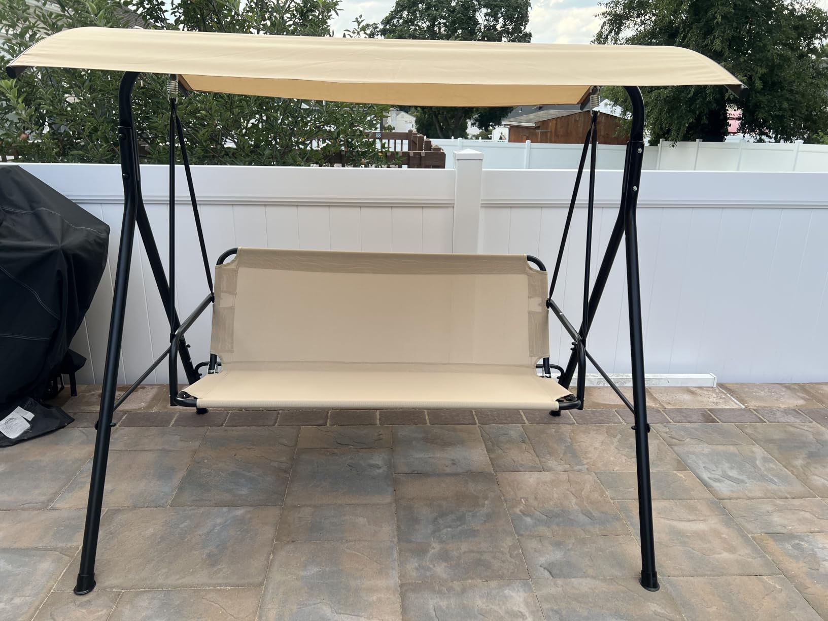 Tangkula 3 Person Porch Swing with Adjustable Canopy, 800 lbs Capacity customer photo 2