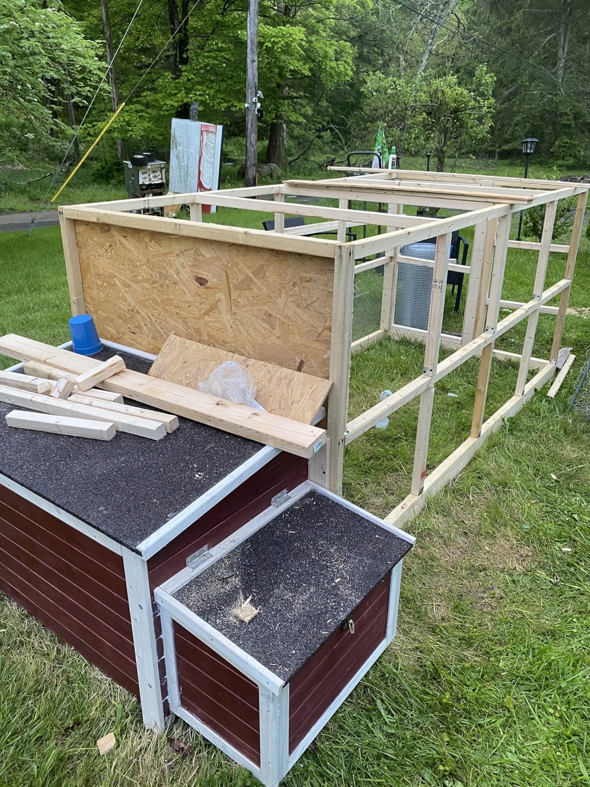 Petsfit Outdoor Chicken Coop with Run for 4-6 Chickens, 3 Nesting Boxes customer photo 2
